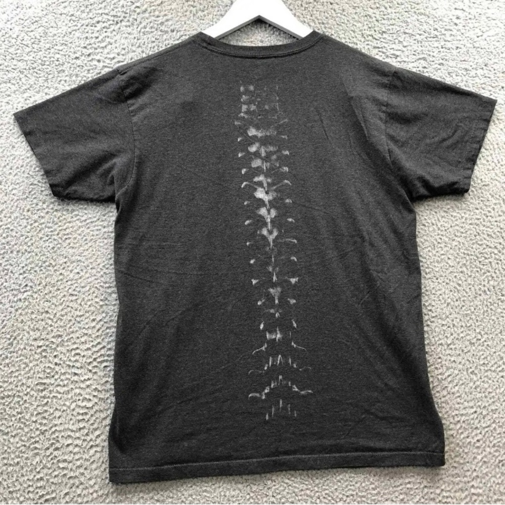 Mortal Kombat T-shirt size Medium dark gray heather with classic black logo - Picture 5 of 6